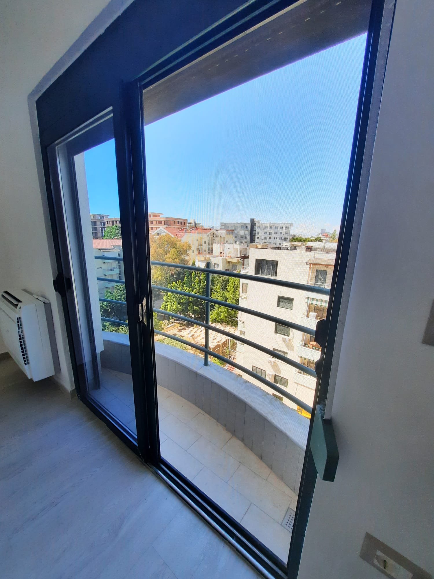 Use bitcoin or other cryptocurrencies to book and pay for studios in Kavajë, Tirana, Albania, picture 9