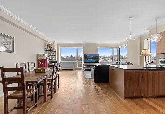 NEW YORK LUXURIOUS 3 BED 3 BATH PENTHOUSES A B