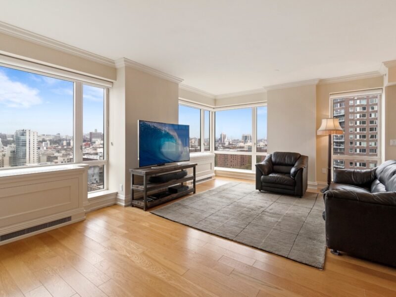 NEW YORK LUXURIOUS 3 BED 3 BATH PENTHOUSES A B