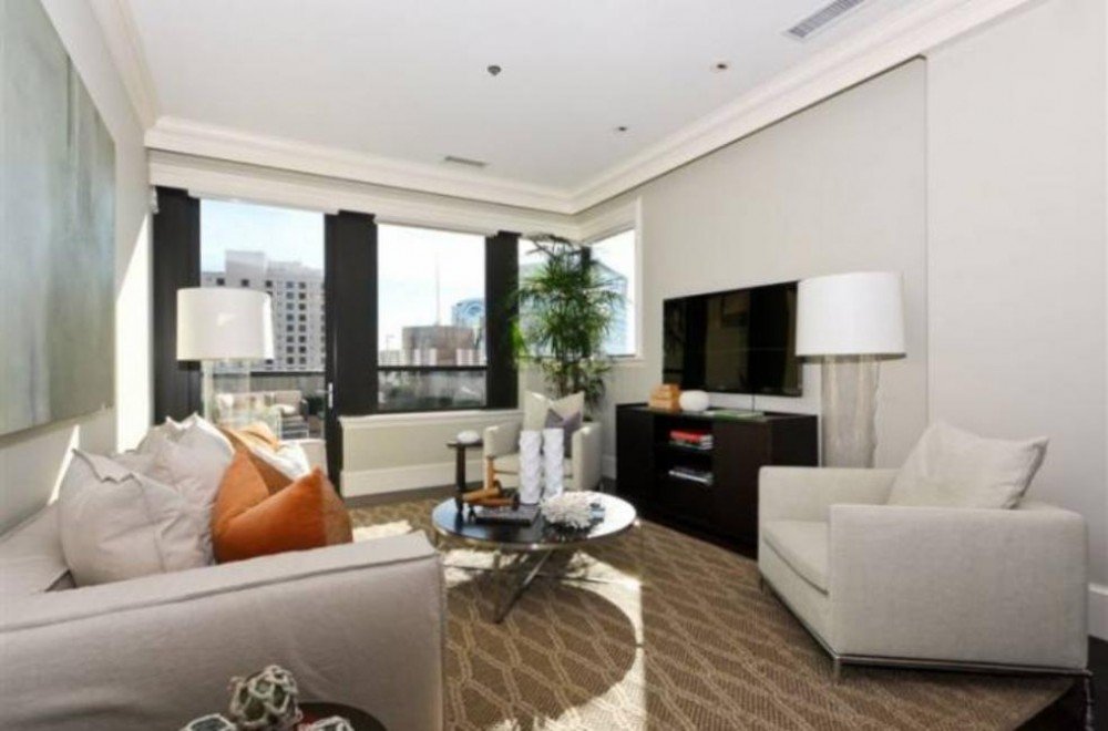 Use bitcoin or other cryptocurrencies to book and pay for apartments in San Francisco, California, United States, picture 9