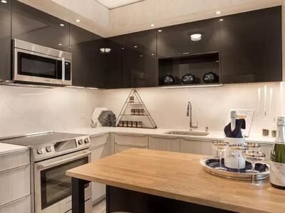 Soma, gorgeous 2 bed 2 bath apartment